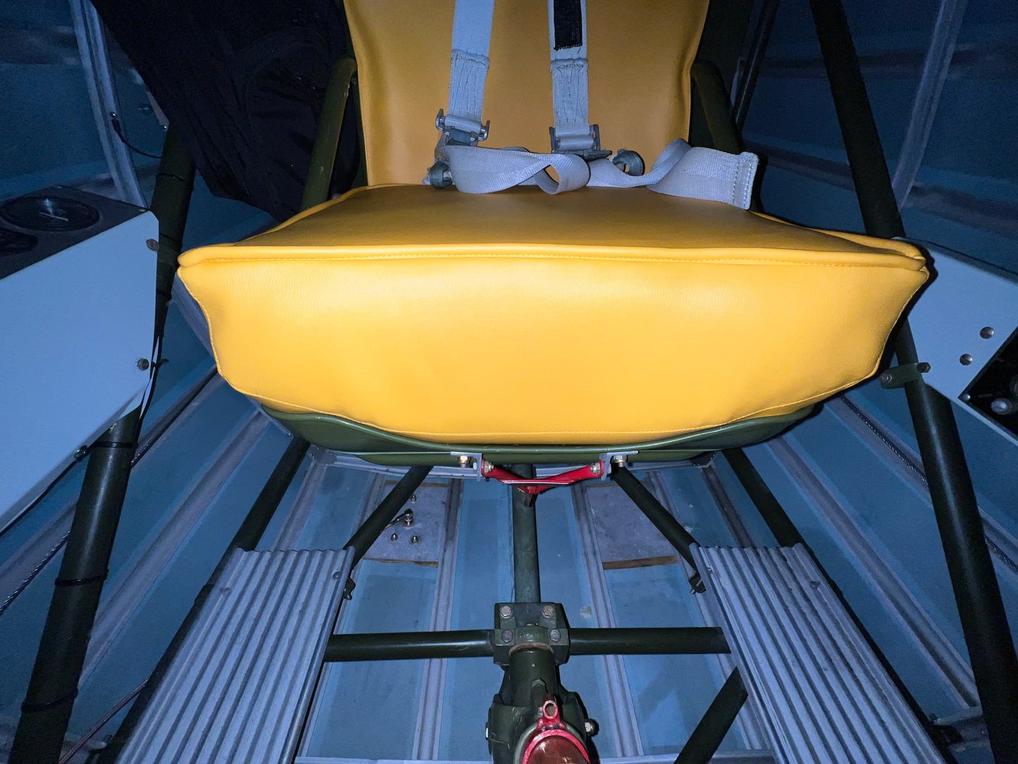 Late Model T-6 Seat Bottom