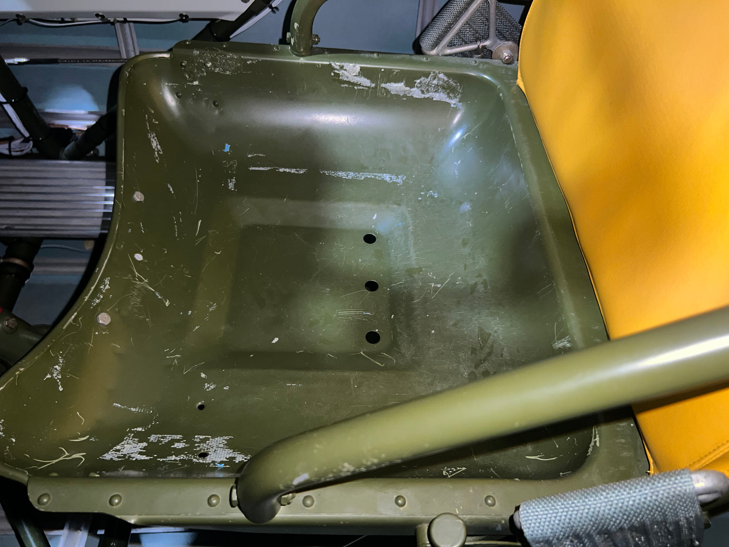 Late Model T-6 Seat Bottom